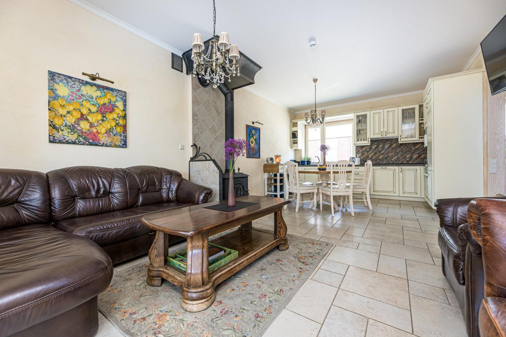 פלאנגה Villa With Private Pool Laumes Juosta מראה חיצוני תמונה